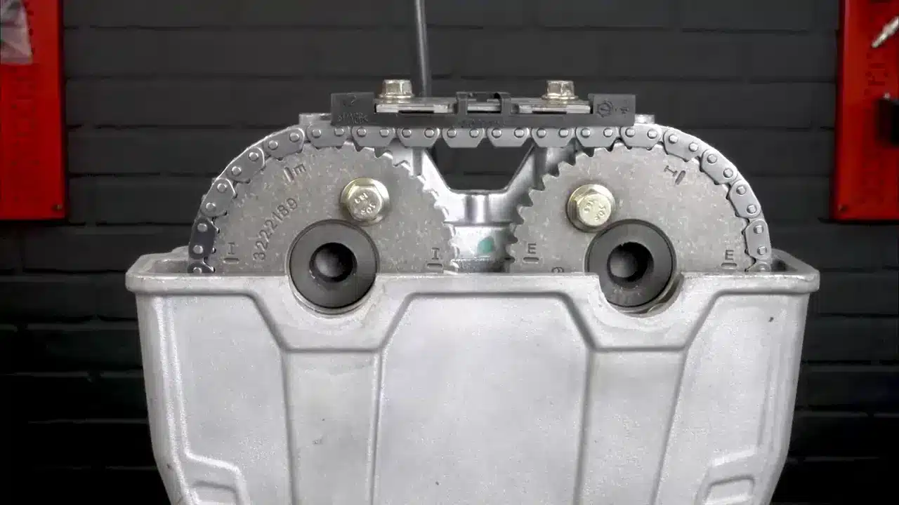 Cam Chain guide